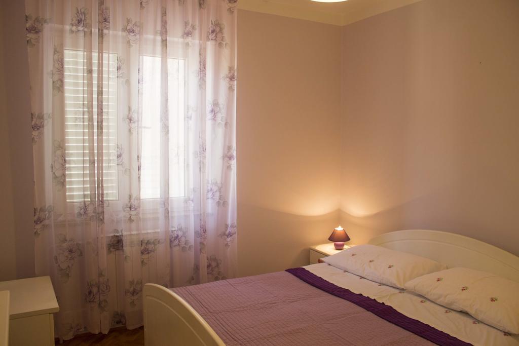 Apartment Gulic Supetarska Draga Exterior foto